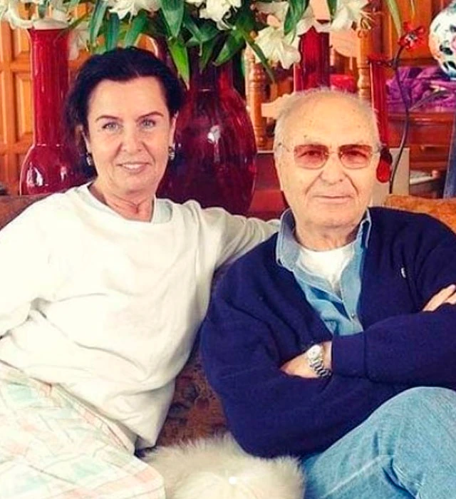 yesilcamin ünlü oyuncusu fatma girik kimdir kac yasinda neden öldü nereliydi cocugu var mi (17)